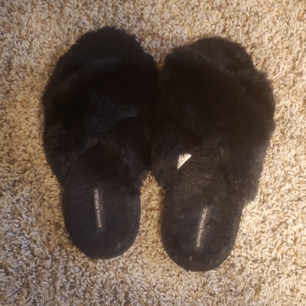 Banana Republic slippers